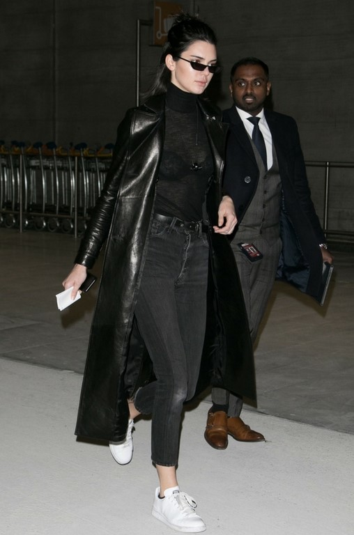 óculos-de-sol-com-lente-pequena (3)