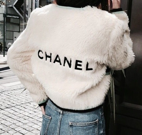 trend-alert-logomania-looks-street (10)