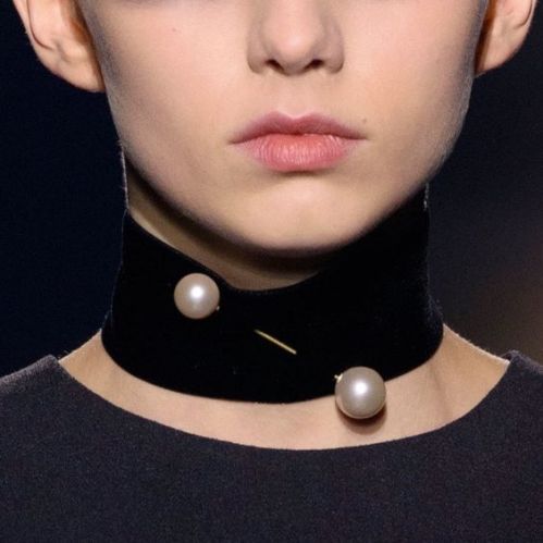 tendências-pérolas-detalhes-e-acessórios-trend-alert (10)