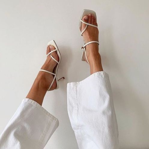 sandália-tendência-verão-2020-naked-heels-sandals (23)