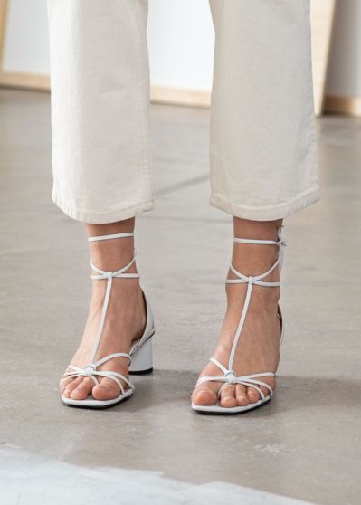 sandália-tendência-verão-2020-naked-heels-sandals (6)