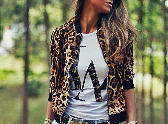 3 looks com a clássica estampa de oncinha que a gente continua&nbsp;amando!