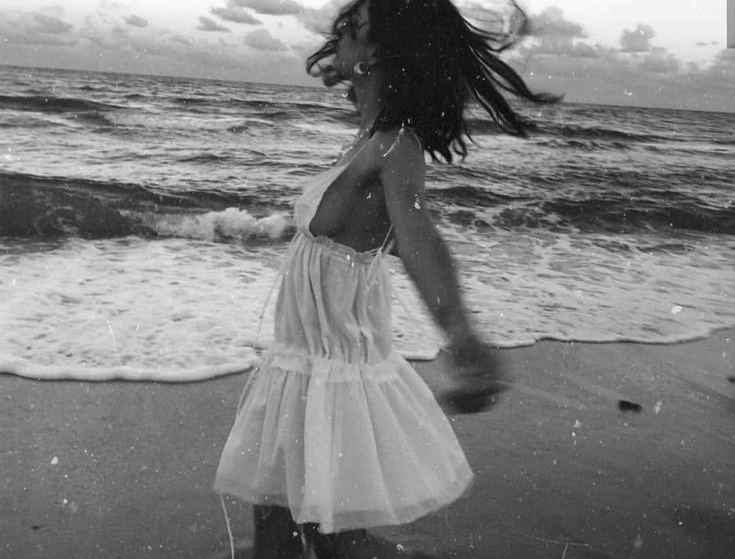 bora se inspirar nesses 20 looks com vestido e se jogar no&nbsp;verão